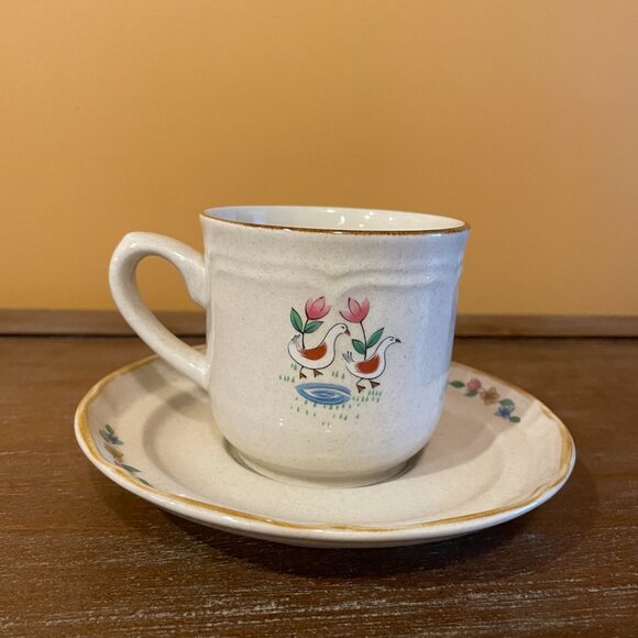 Vintage International Stoneware Japan coffee cup and plate - Picture 6 of 7